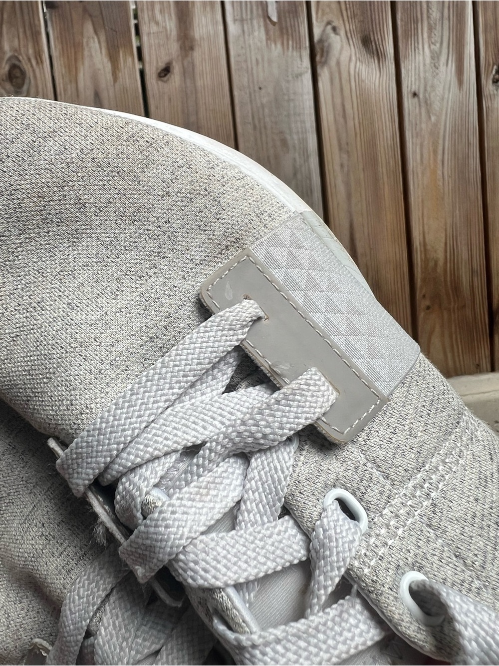 Reebok 6 1/2 Light Gray Knit Athletic Sneakers - Picture 5 of 12